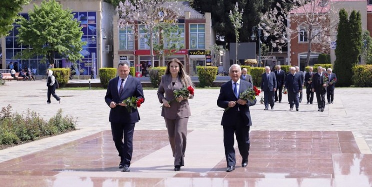 Tovuzda Ümummilli Lider Heydər Əliyevin anadan olmasının 103-cü ildönümünə həsr olunmuş konfrans keçirilib