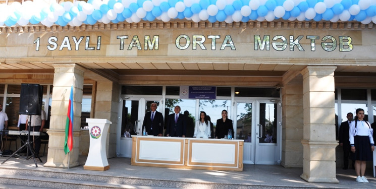 Tovuzda məktəblərdə “Son zəng” tədbirləri keçirilib